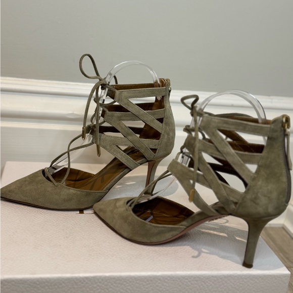 Aquzzura Makes THe Best Suede Shoes! Barely Worn Lace Up Suede Heels. - Picture 6 of 9